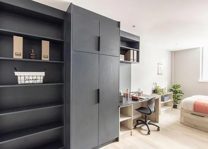 Briggate Centre Leeds (West Yorkshire)